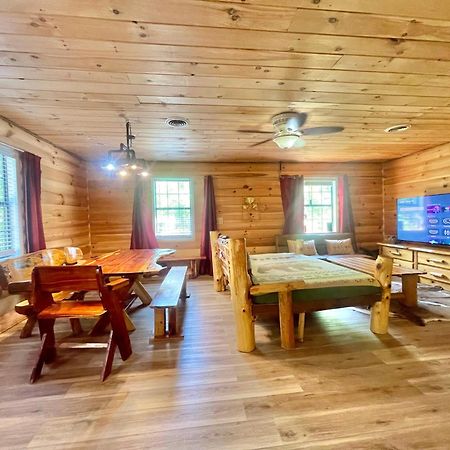 Villa Wild Reindeer 5Min From Parkway Hottub Firepit Sevierville Esterno foto